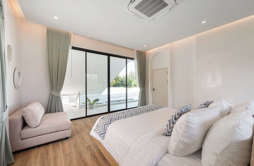 Na Chom Thian Villa | Mövenpick Pool Villa 6BR