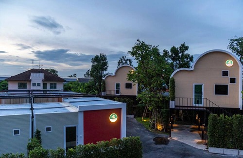 Bang Kra So Hotel | NY Resort Nonthaburi