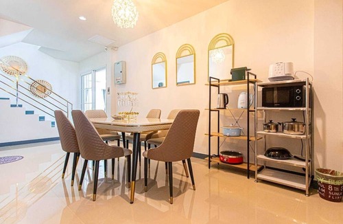 Nong Chom Villa | LidaPoolVilla ChiangMai