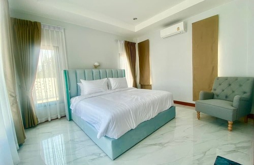 Mu Si Villa | Verona Pool Villa