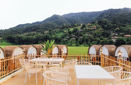 Bo Kluea Hotel | Sapanklangna