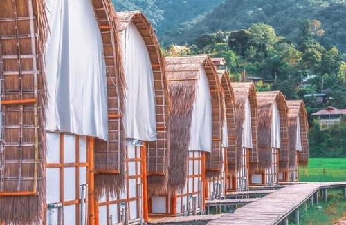 Bo Kluea Hotel | Sapanklangna