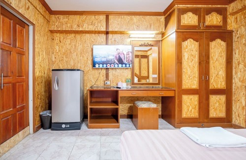 Nai Mueang Hotel | Chatsuree Mansion