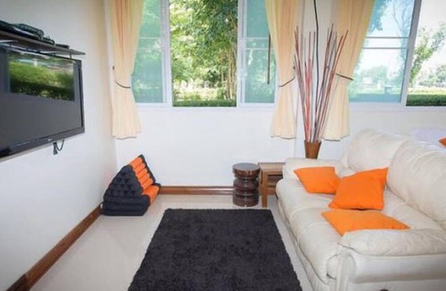 Doem Bang Nang Buat House | Tharnrarin Villa Suphan Buri