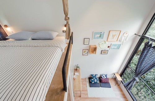 Samsen Nai Hostel | The Yard Hostel