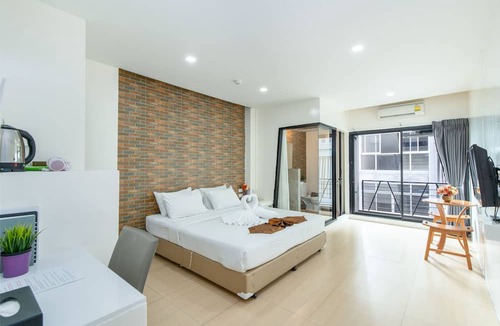 Bang Kapi Hotel | Baron Zotel Bangkok