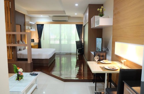Tha Tum Hotel | Eastpana 304(R1) Executive Residence