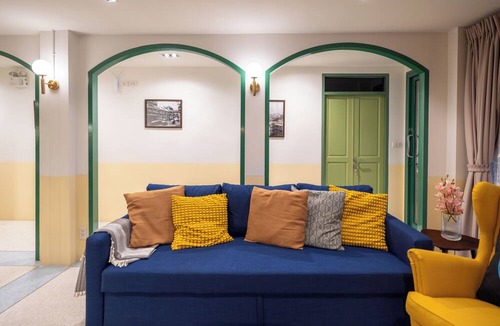 Khlong Ton Sai Hotel | Bedtime Storeys