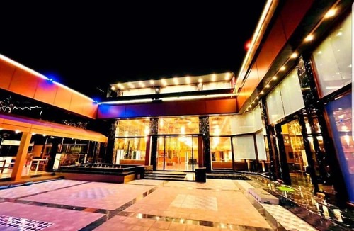Bang Sao Thong Hotel | Grand Parazo Hotel Suvarnbhumi Airport