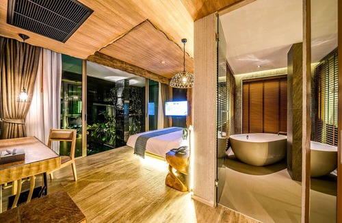 Lam Kaen Resort | Preeda Family Suite - Two Bedroom Resort, Sleeps 4
