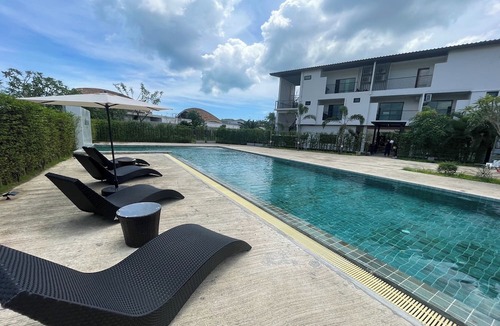 Bang Tao Hotel | Alisse Stay Phuket Layan