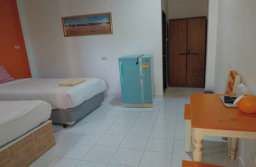 Bang Sare Hotel | Review Resort