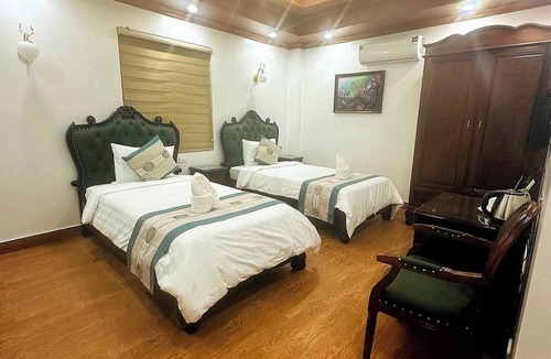 Vang Vieng Hotel | SKY HOTEL