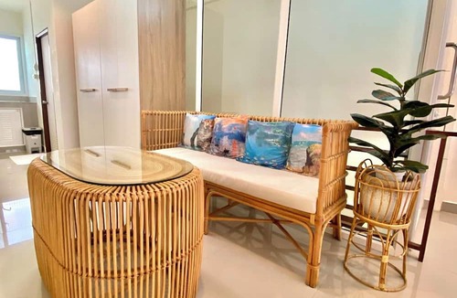 Ratchathewi Hostel | De Chalet