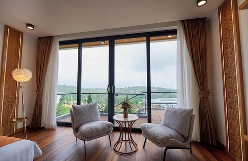 Sen Monorom Resort | The Pine Mansion