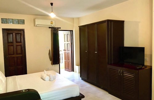 Chang Phueak Hotel | Trithana Boutique House