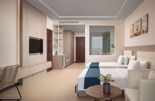 Sihanoukville City Centre Hotel | RIVA Hotel SHV