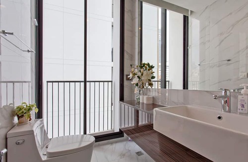 Nana Condo | Modern 2 bedroom apartment in luxury condo in Asok neighbourhood