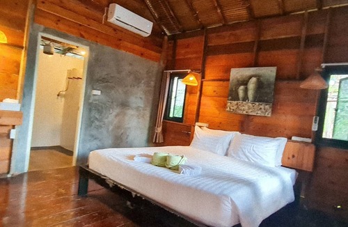 Huai Nam Khao House | Amarit Onsen Homestay
