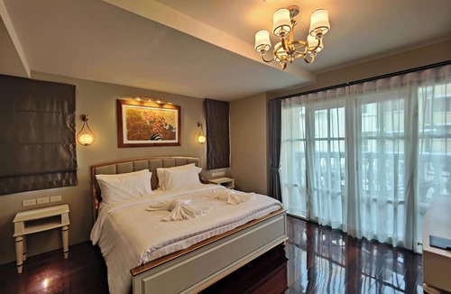 Khao San Hotel | siri grand bangkok hotel