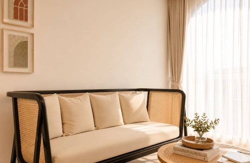 Wang Burapha Phirom Hotel | Corridor2407 Hotel