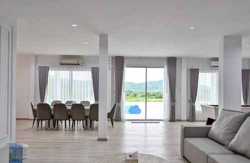 Sattahip Villa | Konmek Poolvilla