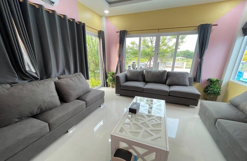 Klaeng Villa | Nueng Pool Villa
