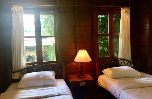 Mae Sariang Hotel | Riverhouse Hotel - The Teak House