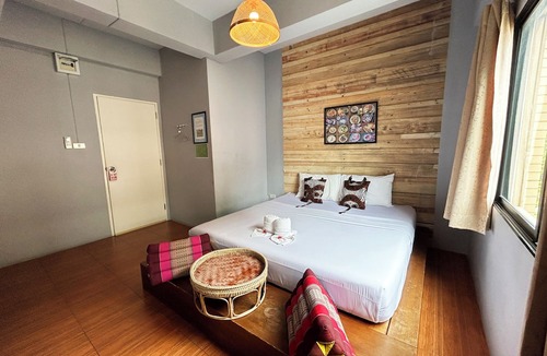 Sukhumvit Hostel | Hide Bangkok Hostel