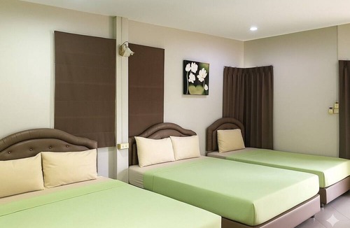 Khlong Khut Hotel | Peai Ta Lea Resort