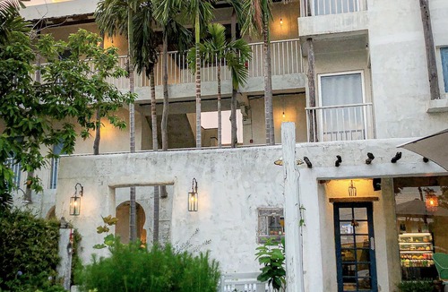 Nai Mueang Hotel | de Lit Hotel