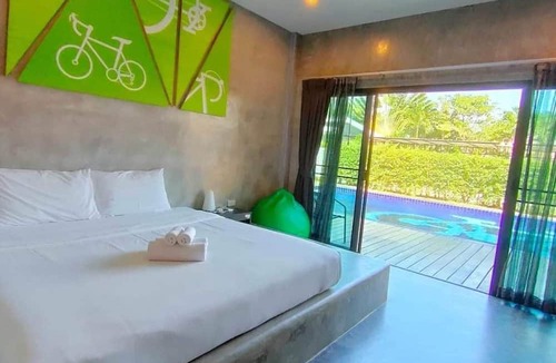 Hin Lek Fai Hotel | The Bike Loft Family Hostel