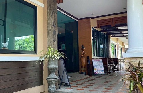 Ban Du Hotel | Be One Resort