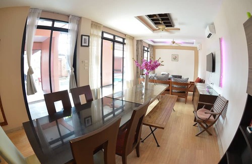Jomtien Villa | Pratamnak villa
