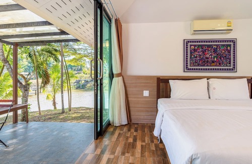 Wang Nam Khiao Hotel | De Bua Valley