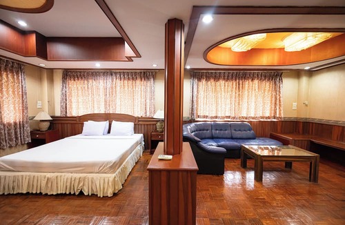 Tha Wung Hotel | Sabai Hotel Lopburi