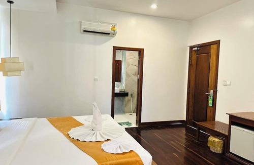 Taphul Village Area Hotel | Holy Angkor Hotel