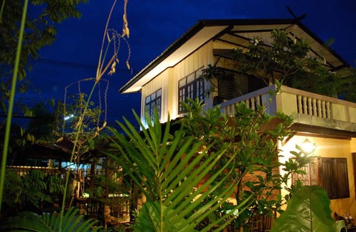 Nai Mueang House | The Outside Inn