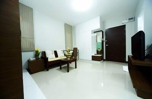 Chonburi Hotel | Central place serviced apartment 1