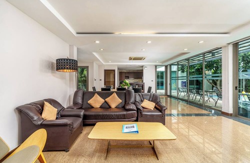 South Pattaya Villa | Villa Navin Premier Pool Villa