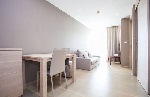 Silom Apartment | Cozy&Luxury condo. #5(BTS&MRT Silom)
