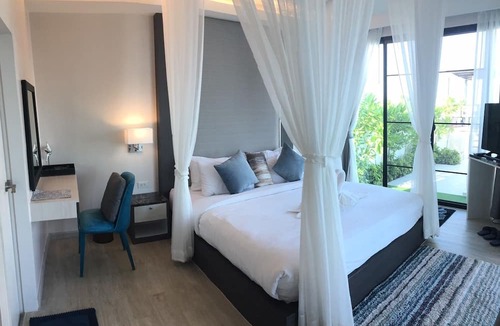 Cha-am Villa | La Playa Beach Front Pool Villa Cha-am