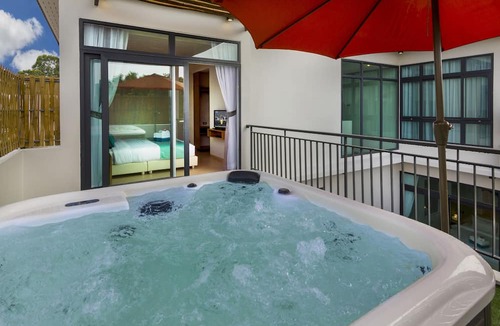 South Pattaya Villa | Tropicana Pool Villa