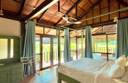 Vang Vieng Villa | Dalasone Pool Villas