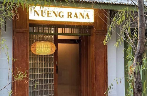 Samphanthawong House | Nueng Rana 113 Unique House in Chinatown 3BR 2BA - Villa