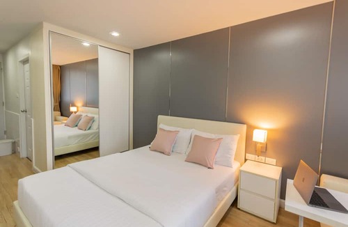 Khlong Tan Nuea Apartment | United Residence Ekamai Bangkok