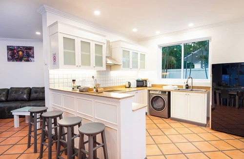 Nong Prue Villa | Villa Danubia - Huge luxury party pool villa 425m2 4br 4bth