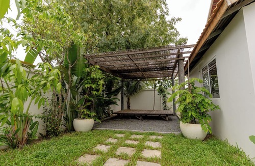 Sangkat Sla Kram Villa | Isann Lodge Private Pool Villa