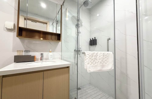 Ruessei Kaev Apartment | Wealth Mansion Suite River View by Soben