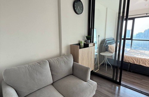 Khlong Tan Apartment | 1Bed | Pool | Gym | SkyView | BTS | KingBed
